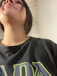 violet-333 webcam model stream image