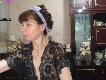 caroliiine webcam model stream image