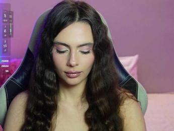Allla webcam bongacams model stream image