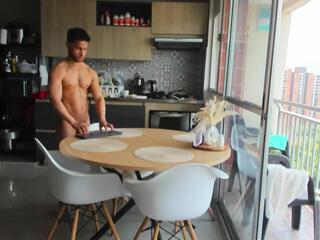 Paul Polo webcam model stream image