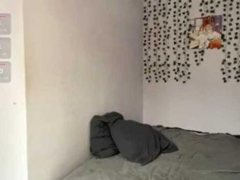 Lilipupp webcam model stream image
