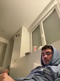 Weanny webcam model stream image