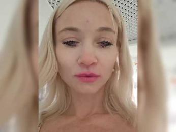 AlinaLoves webcam bongacams model stream image