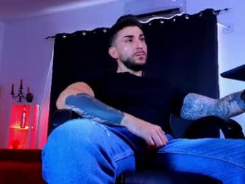 mightyaaron webcam model stream image