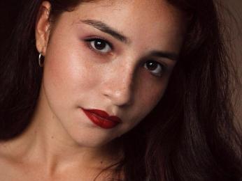 AlennaVolt webcam model stream image