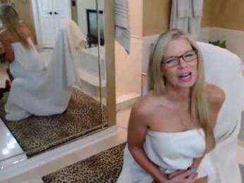 trophywifey webcam model stream image
