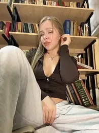 Liza_risky webcam model stream image