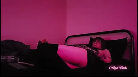 FayeFucks webcam model stream image