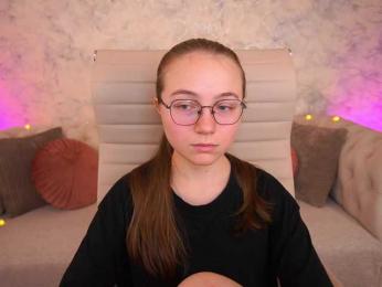 ArrinaWairr webcam model stream image