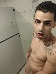 Darwim_ webcam stripchat model stream image