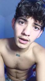 Bruno_moom webcam model stream image