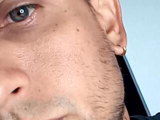 Dereck Prime webcam model stream image