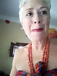 divinaerotica webcam stripchat model stream image