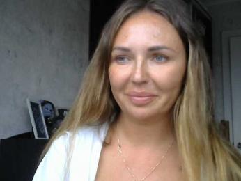 CuteAngelina webcam model stream image