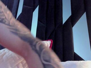 Justin Whitte webcam model stream image