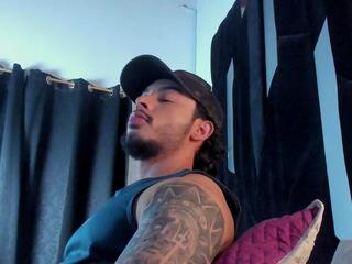 Justin Whitte webcam model stream image
