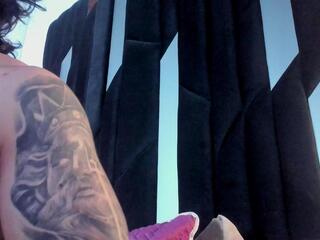 Justin Whitte webcam model stream image