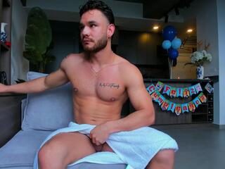 Maximo & Marcelo webcam model stream image