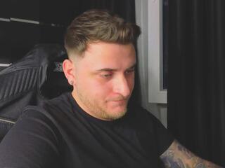 Ruben Deniro webcam model stream image