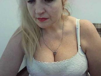 Multiply-orgazm webcam bongacams model stream image