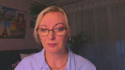 VanessaLUX webcam model stream image