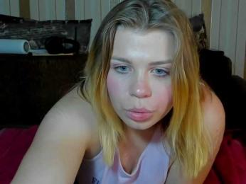 Alexandracore webcam bongacams model stream image