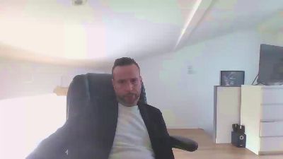 pierre752 webcam model stream image