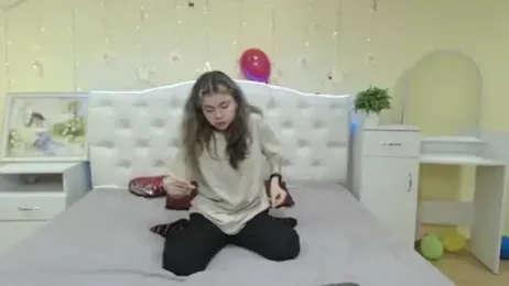 TinaRedly webcam model stream image