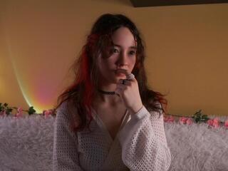 Elvia Anness webcam model stream image