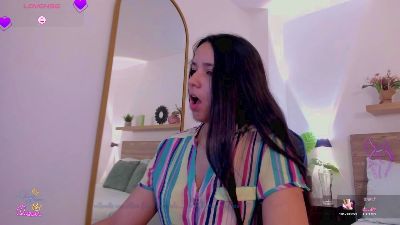 lucy_blue28_ webcam model stream image