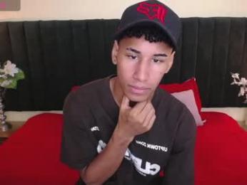 soft_attraction webcam model stream image