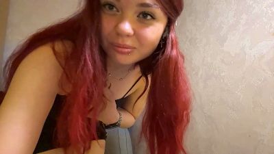 RhiannonTaruc webcam model stream image