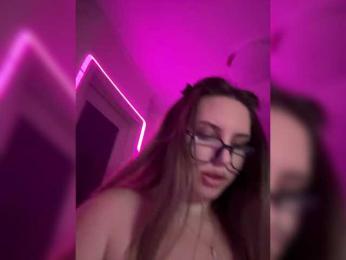 CrisKiss webcam model stream image