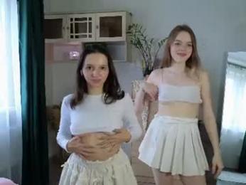 sweet_touches_ webcam model stream image