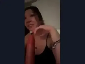 LoveFoxyQueen webcam model stream image