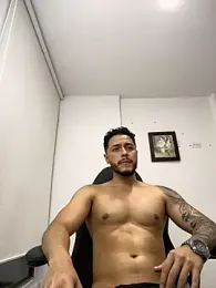 MattiaDupont webcam model stream image