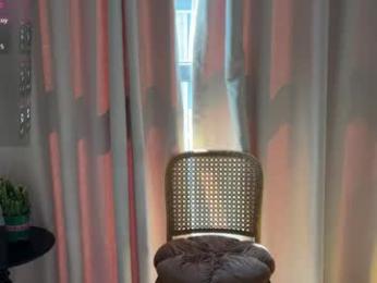 liunana webcam model stream image