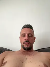 InsaneMattt webcam model stream image