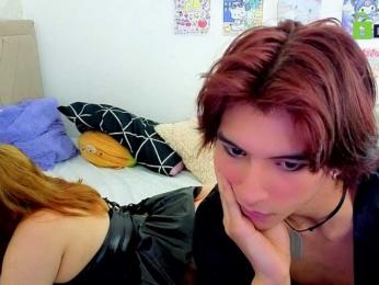 VelvetCouple444 webcam model stream image