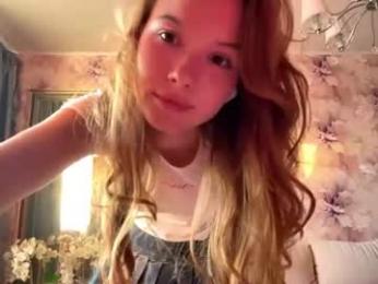 felicevarady webcam model stream image