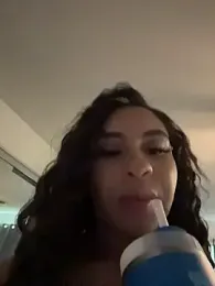 mellowyelloo webcam model stream image