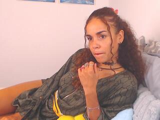 Venus Lion webcam model stream image
