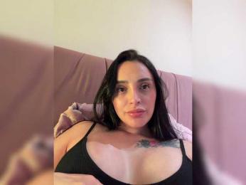 AprilRosse webcam model stream image