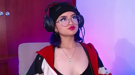 Raventh_ webcam model stream image