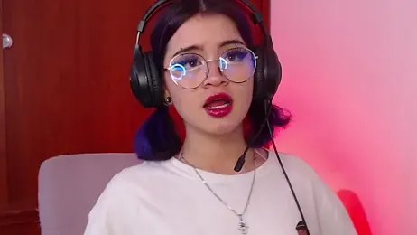 Raventh_ webcam model stream image