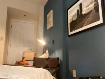 notsoguiltypleasure webcam model stream image