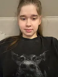 HornyGirlH webcam model stream image