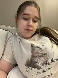 HornyGirlH webcam stripchat model stream image