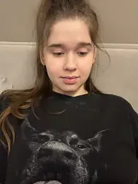 HornyGirlH webcam model stream image