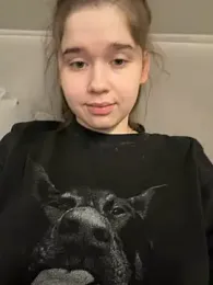 HornyGirlH webcam model stream image